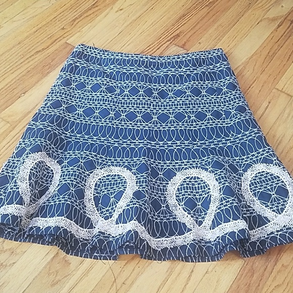 Circle skirt - Picture 1 of 3